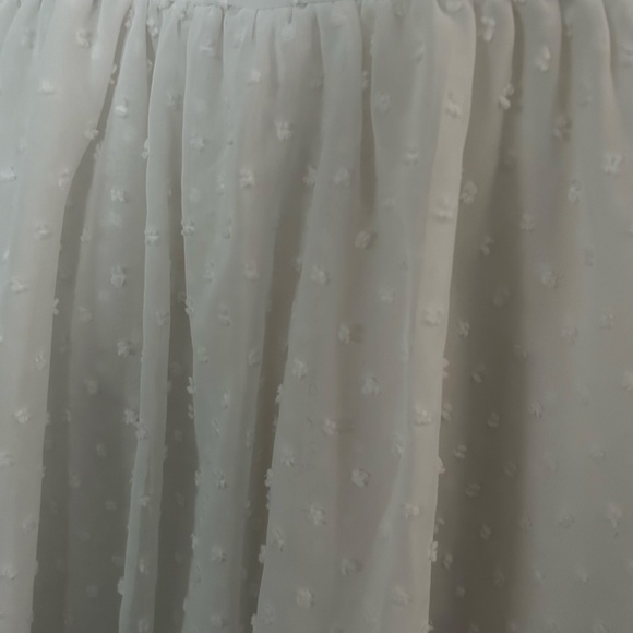 White textured Romper - Picture 3 of 5